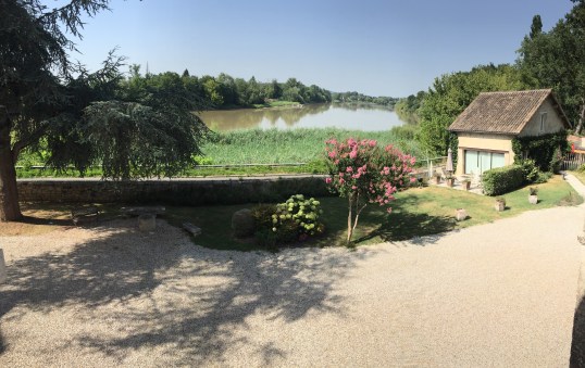 1AC74FBD-83F1-4FCA-B248-71DAE030A662