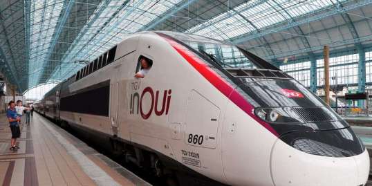 2367B918-8605-41EF-A5A0-05CCC2533CC6