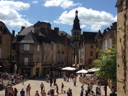 60CA1929-03CB-44CB-98F2-267048030AA4